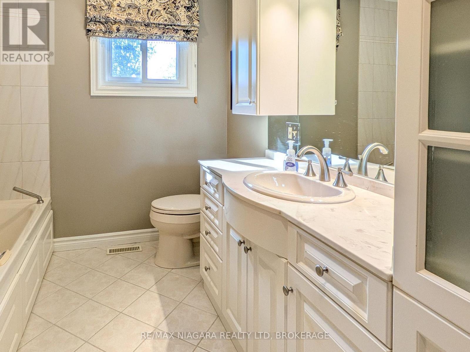 3139 Chipman Crescent, Niagara Falls (Chippawa), Ontario  L2G 6M6 - Photo 20 - X13698324