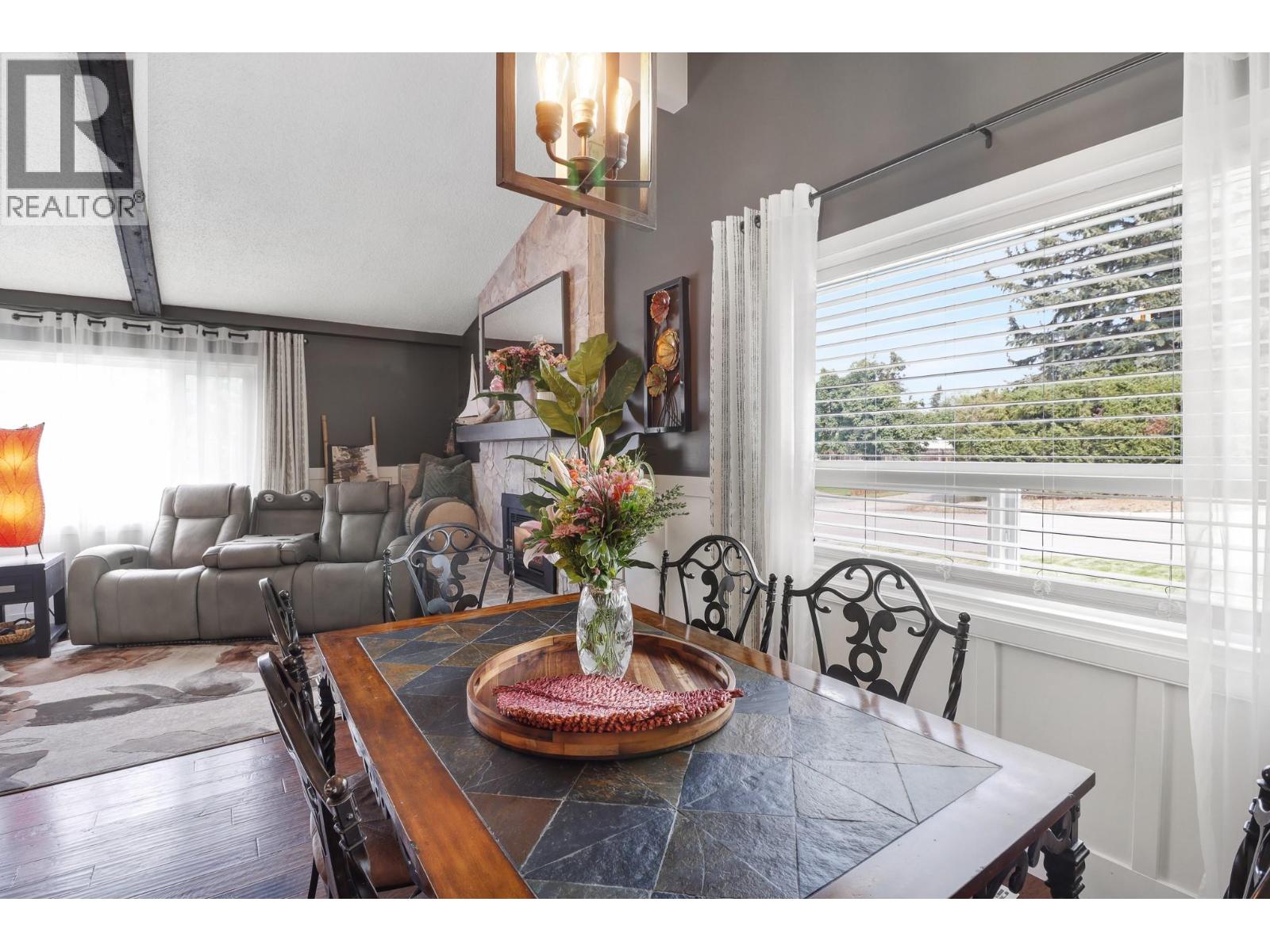 701 17th Avenue S, Cranbrook, British Columbia  V1C 3B6 - Photo 15 - 10398105