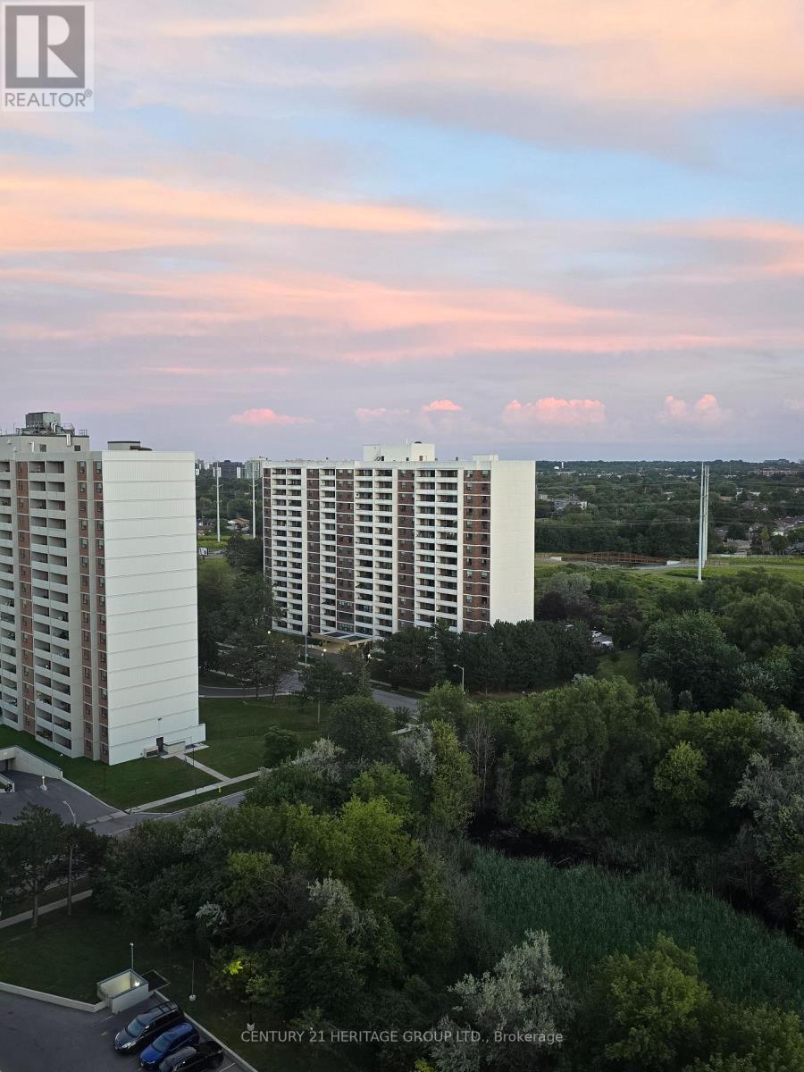 1708 - 301 Prudential Drive, Toronto, Ontario  M1P 4V3 - Photo 3 - E13698314