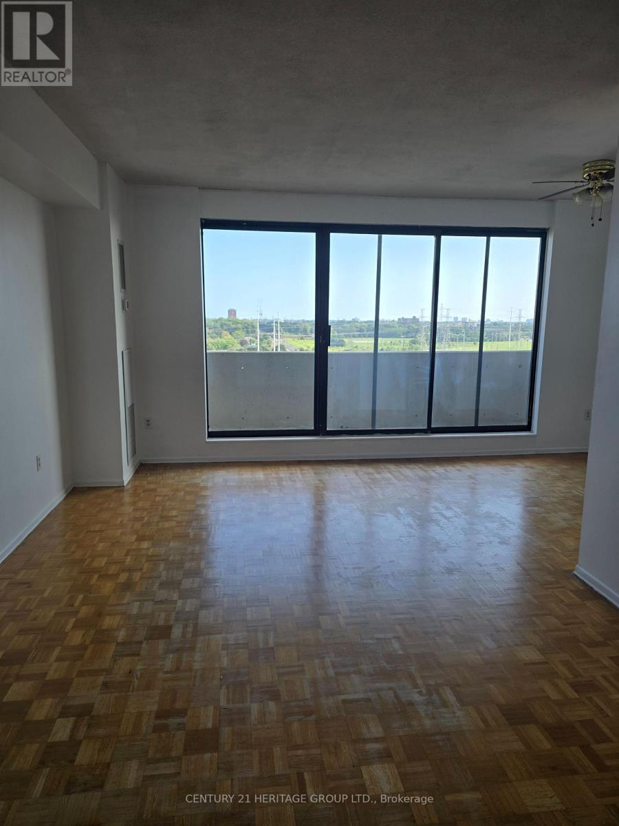1708 - 301 Prudential Drive, Toronto, Ontario  M1P 4V3 - Photo 6 - E13698314