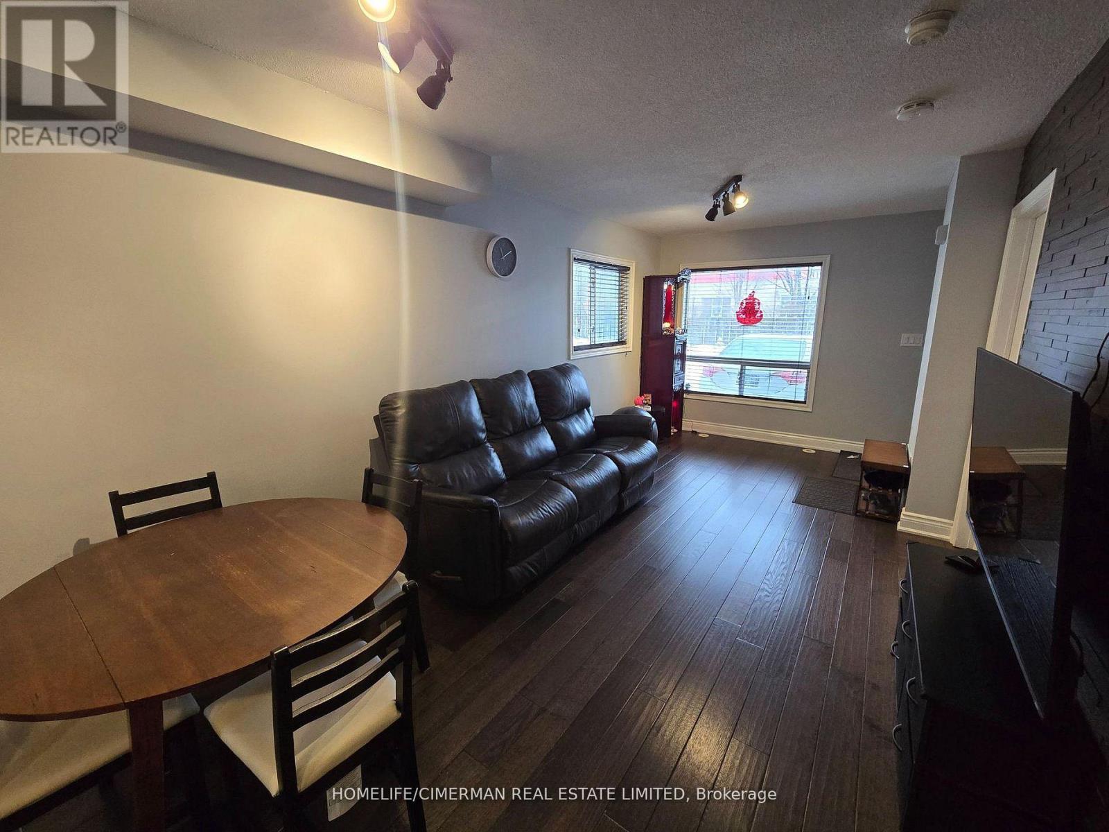 6 - 4277 Lawrence Avenue E, Toronto, Ontario  M1E 2S8 - Photo 3 - E13698352