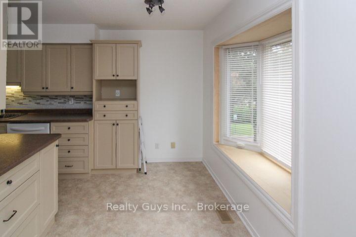 226 B - 1099 Clonsilla Avenue, Peterborough, Ontario  K9J 8L7 - Photo 13 - X13529162