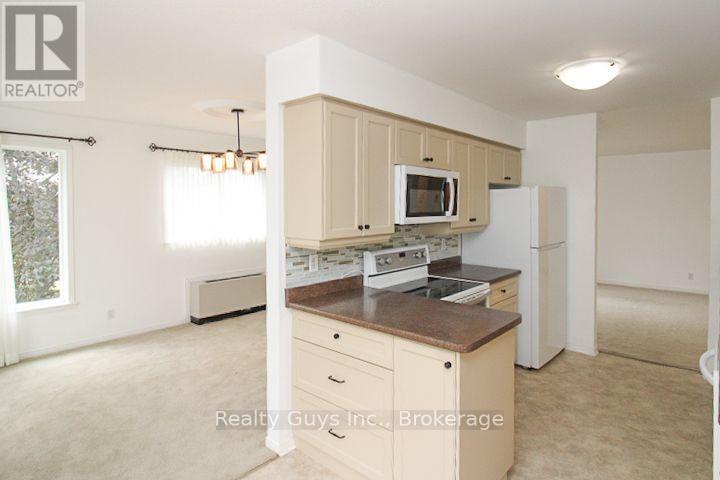 226 B - 1099 Clonsilla Avenue, Peterborough, Ontario  K9J 8L7 - Photo 15 - X13529162
