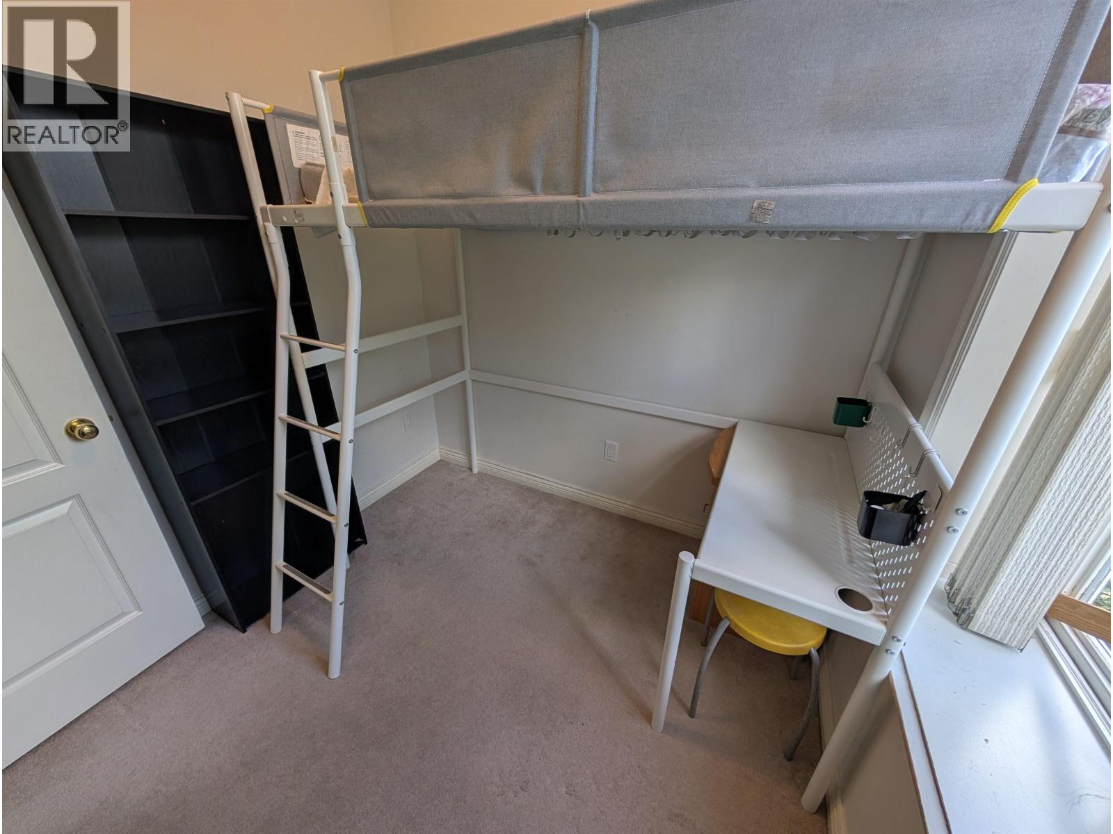 Rooms In Shared 4xxx Reid Street, Vancouver, British Columbia  V5R 3Y6 - Photo 10 - R3142791