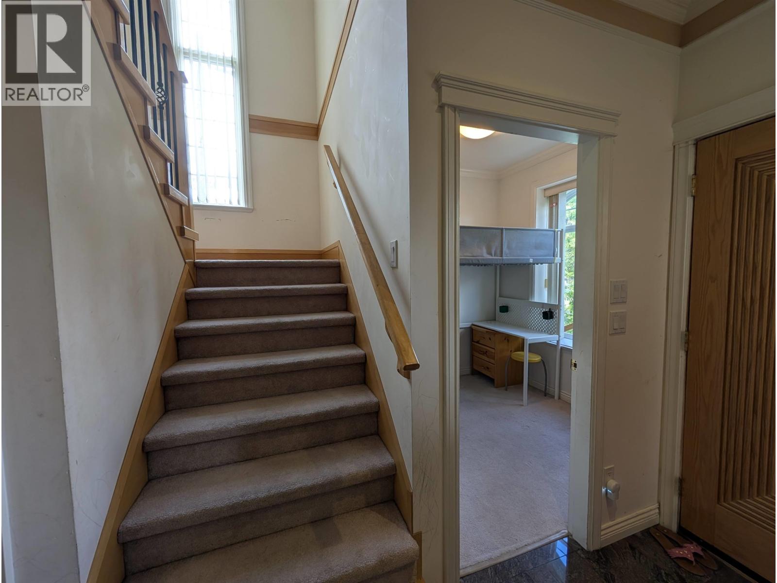 Rooms In Shared 4xxx Reid Street, Vancouver, British Columbia  V5R 3Y6 - Photo 13 - R3142791
