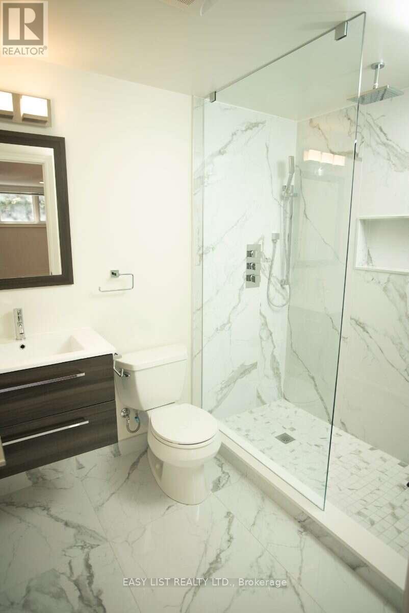 2 Princess Anne Crescent, Toronto, Ontario  M9A 2N8 - Photo 7 - W13698320