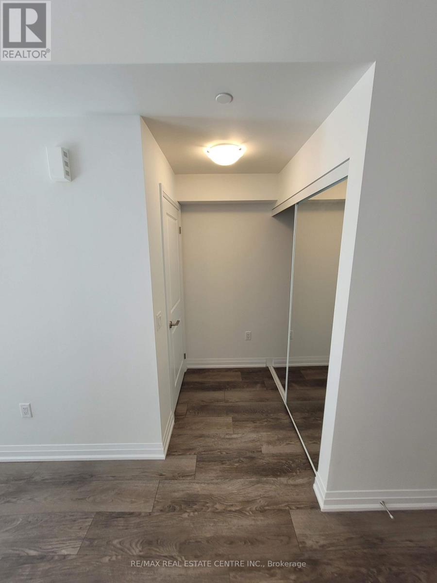 140 - 75 Attmar Drive, Brampton, Ontario  L6P 0Y6 - Photo 7 - W13698330