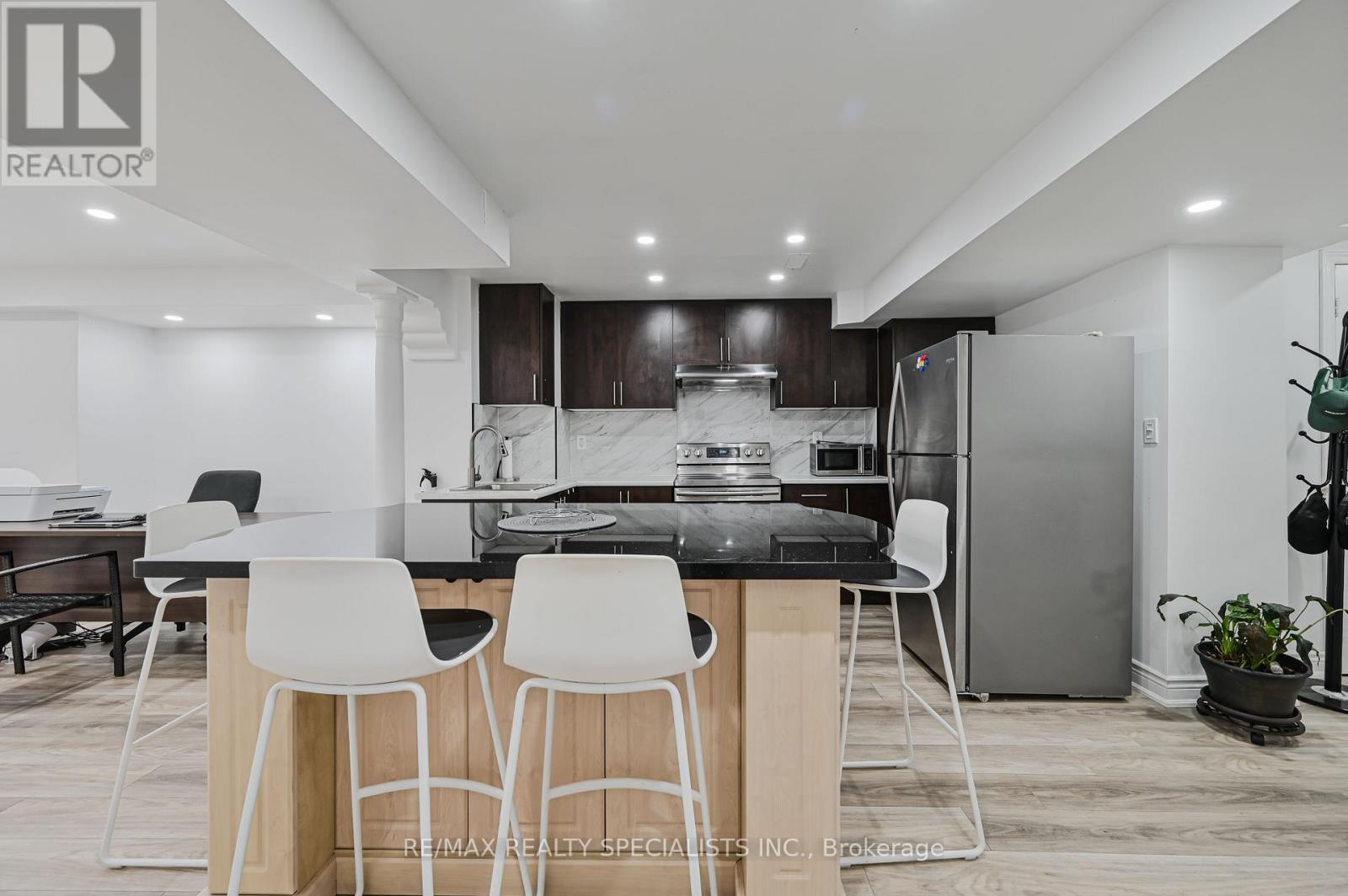 Bsmt - 72 Village Lake Crescent, Brampton, Ontario  L6S 6K1 - Photo 11 - W13698334