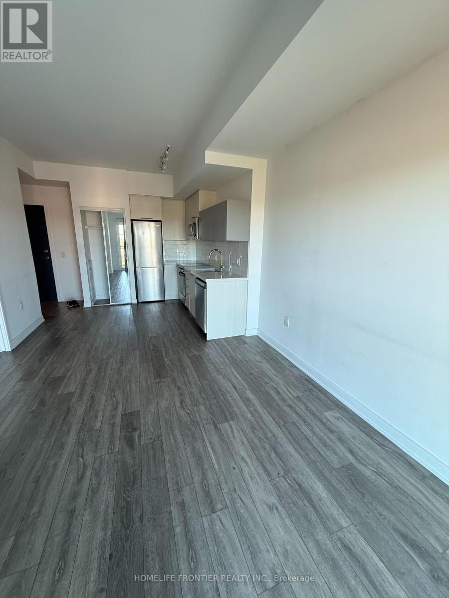 909 - 25 Neighbourhood Lane, Toronto (Stonegate-Queensway), Ontario  M8Y 0C4 - Photo 2 - W13698338