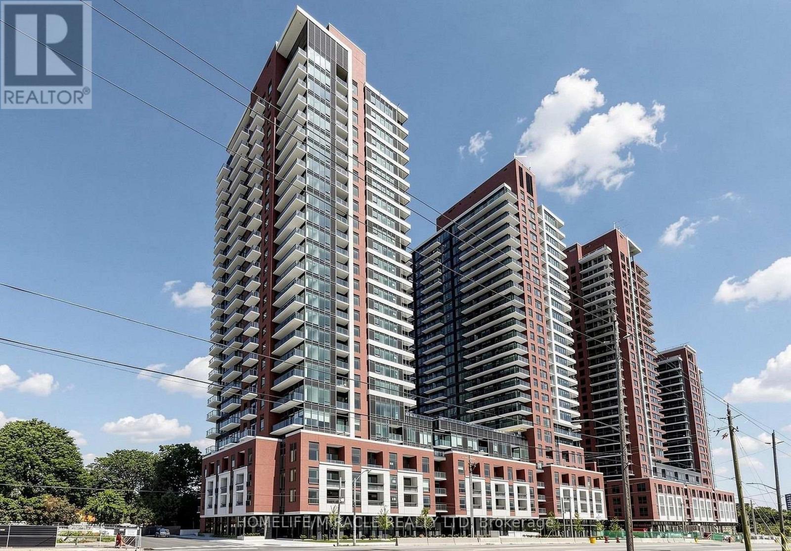 425 - 4010 EGLINTON AVENUE, Toronto, Ontario