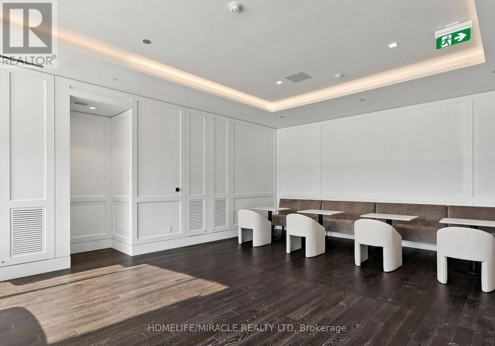 425 - 4010 Eglinton Avenue, Toronto, Ontario  M9A 0G5 - Photo 17 - W13698356