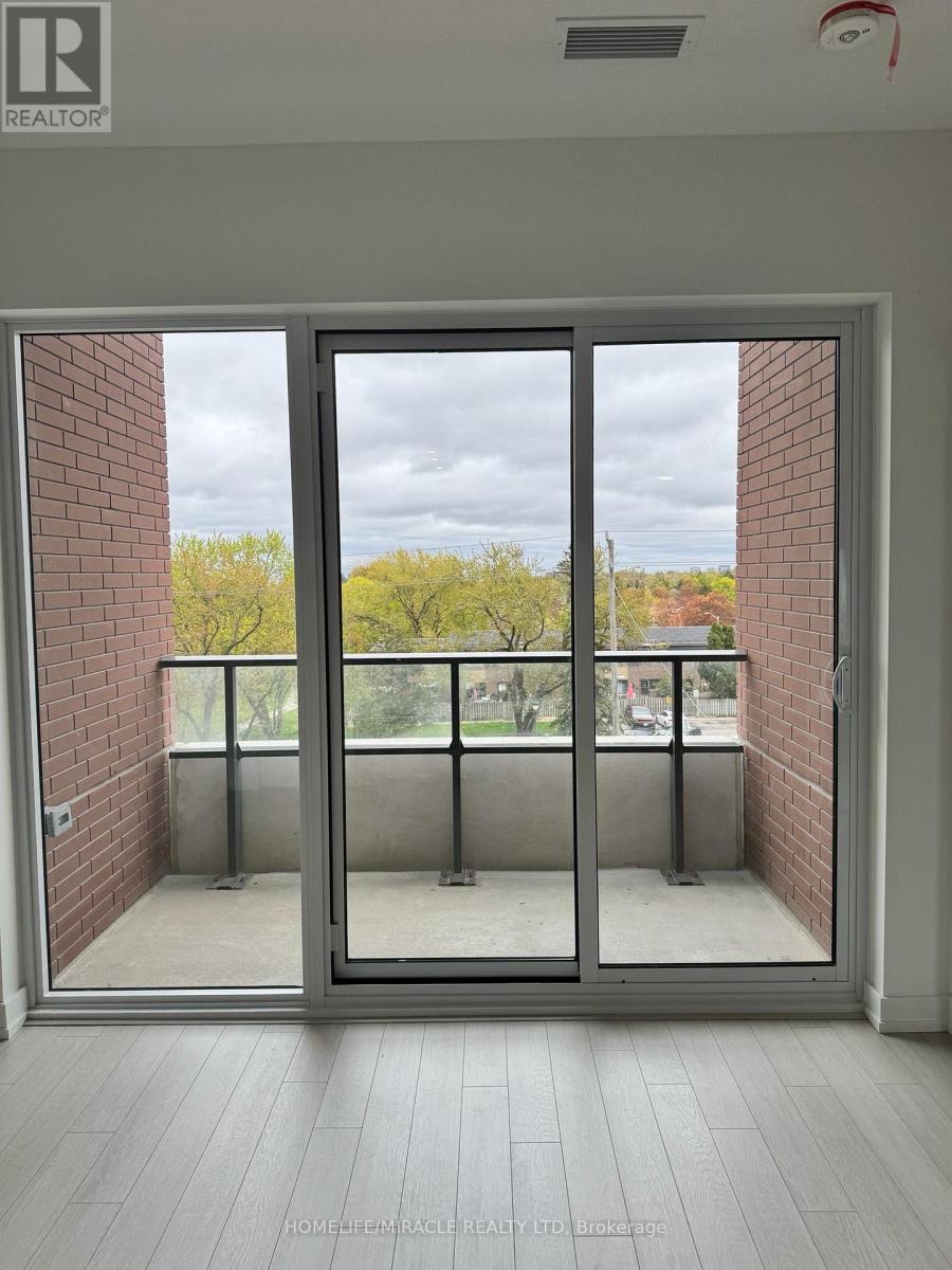 425 - 4010 Eglinton Avenue, Toronto, Ontario  M9A 0G5 - Photo 6 - W13698356