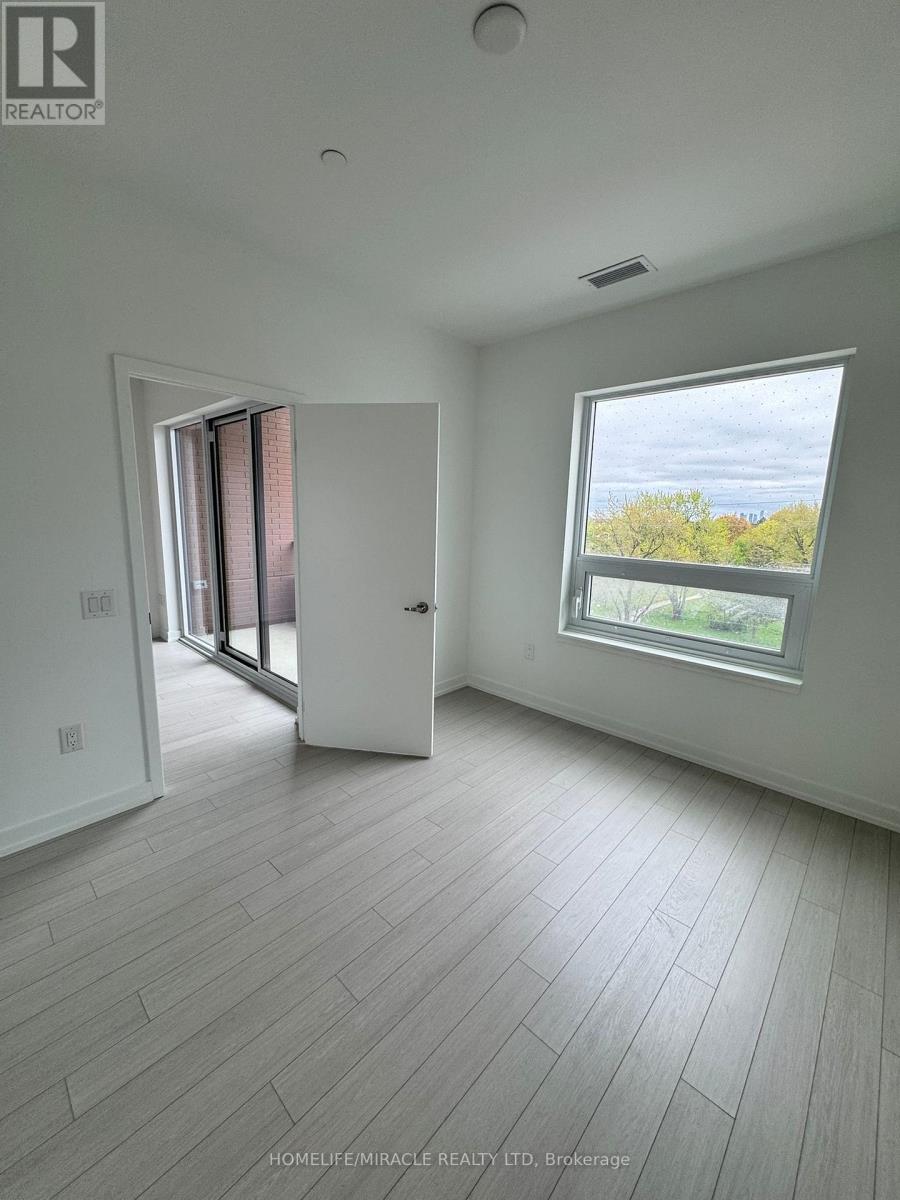 425 - 4010 Eglinton Avenue, Toronto, Ontario  M9A 0G5 - Photo 7 - W13698356