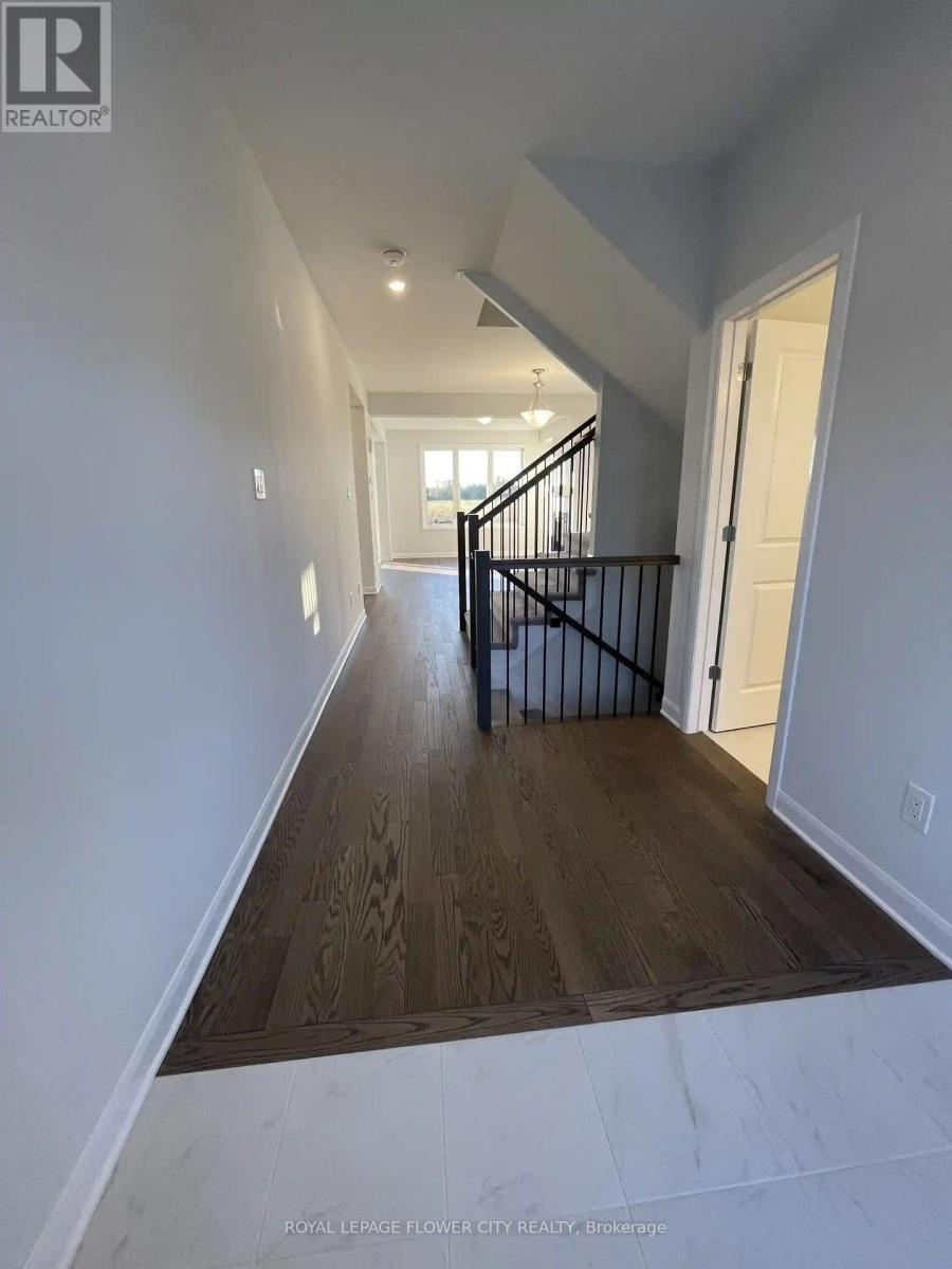 229 Elsie Macgill Walk, Ottawa, Ontario  K2W 0L5 - Photo 2 - X13698316