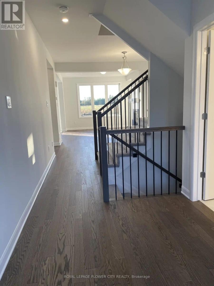 229 Elsie Macgill Walk, Ottawa, Ontario  K2W 0L5 - Photo 3 - X13698316