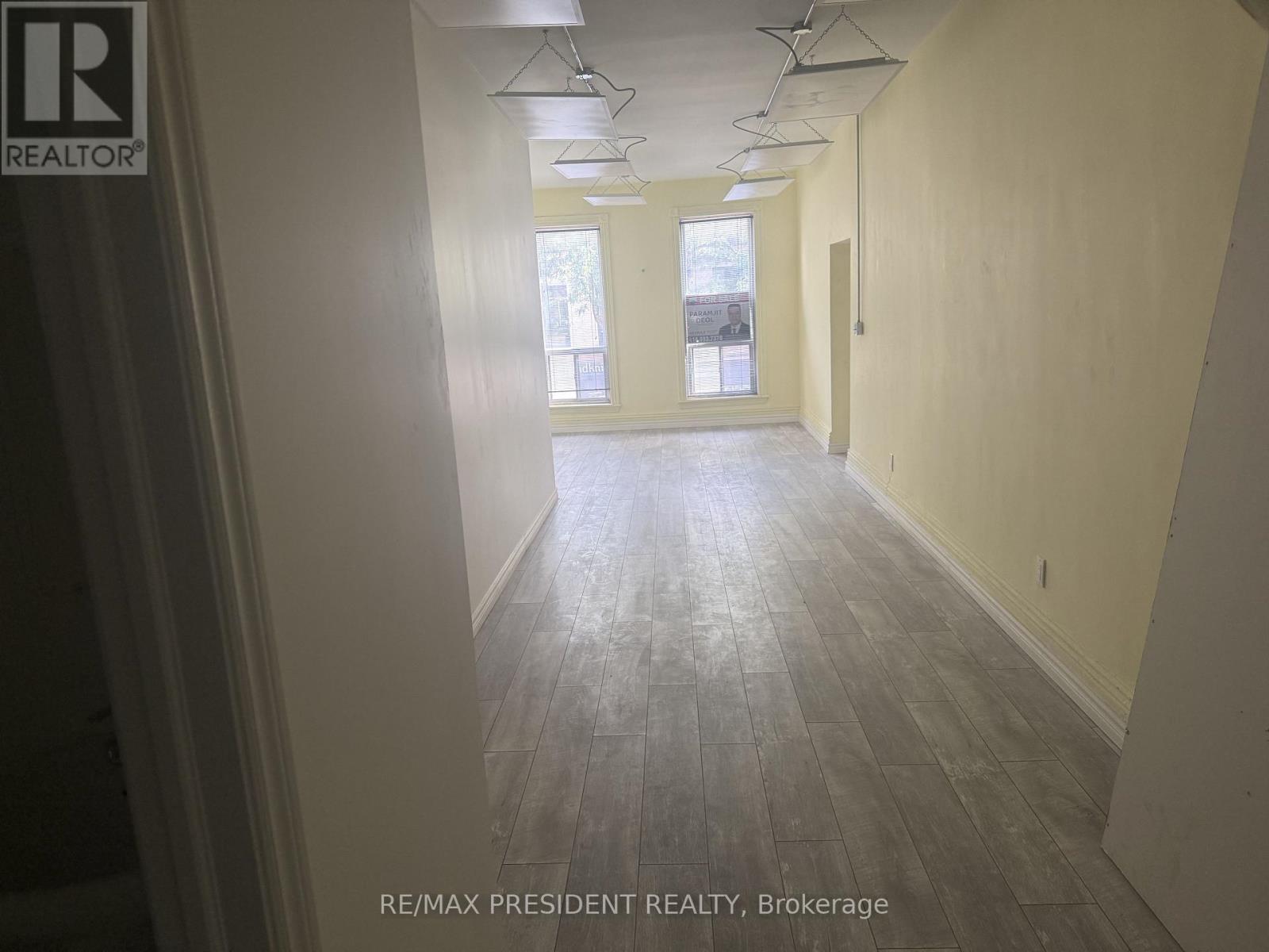 2 - 135 James Street N, Hamilton, Ontario  L8R 2K8 - Photo 2 - X13698346