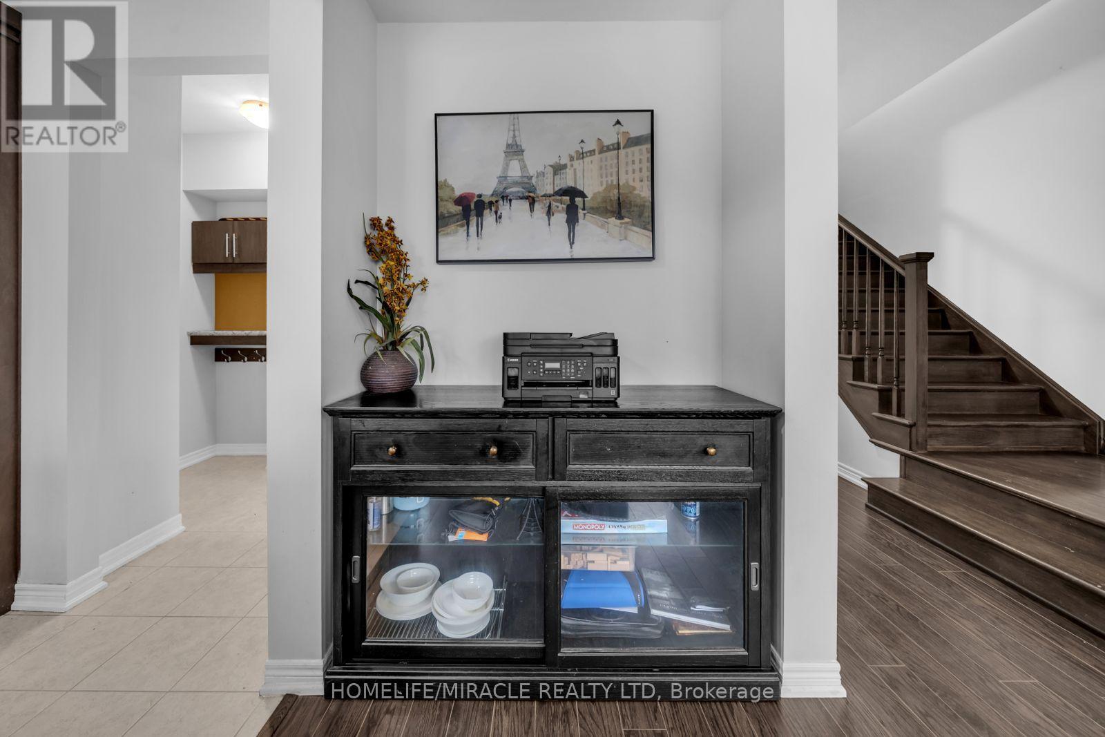 83 Monarch Street, Welland, Ontario  L3C 0E6 - Photo 4 - X13698350