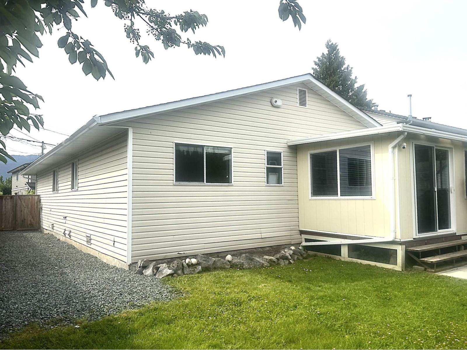 9536 Carroll Street, Chilliwack Proper West, Chilliwack, British Columbia  V2P 7G4 - Photo 19 - R3157722