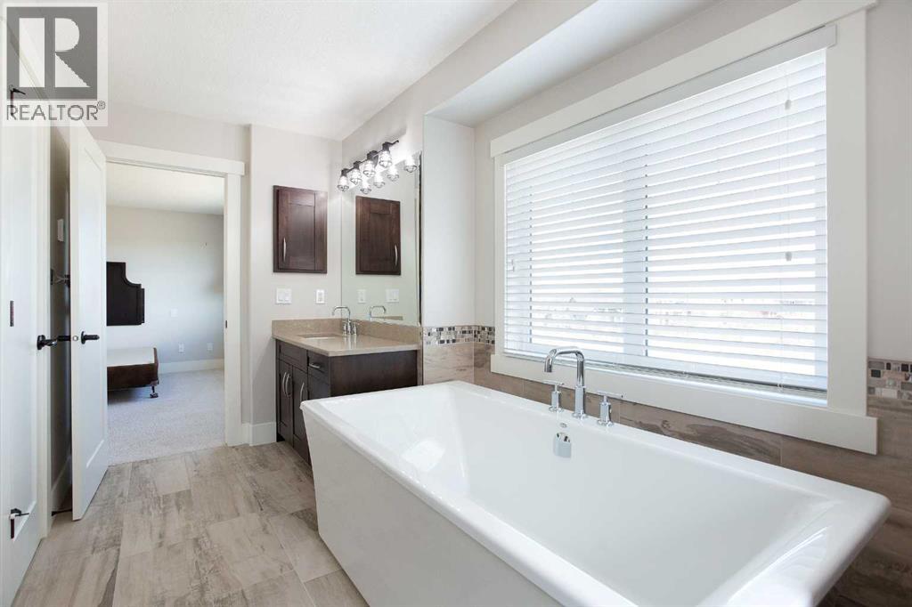 49 Cimarron Springs Circle, Okotoks, Alberta  T1S 0M2 - Photo 33 - A2335508
