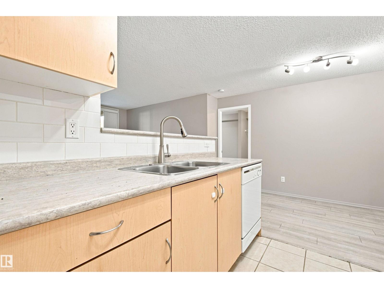 #117 17011 67 Av NW, Edmonton, Alberta T5T 6Y6 - Photo 5 - E4504807