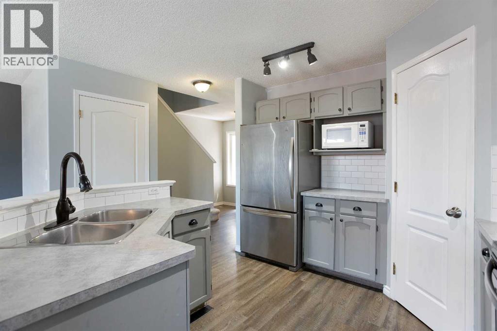 7269 Laguna Way Ne, Calgary, Alberta  T1Y 7C9 - Photo 6 - A2337727