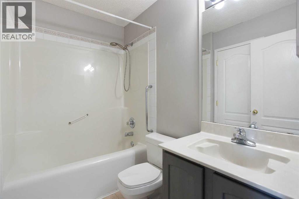 7269 Laguna Way Ne, Calgary, Alberta  T1Y 7C9 - Photo 24 - A2337727