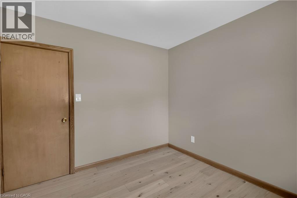 626 Iroquois Avenue, Ancaster, Ontario  L9G 3B4 - Photo 15 - 40844656