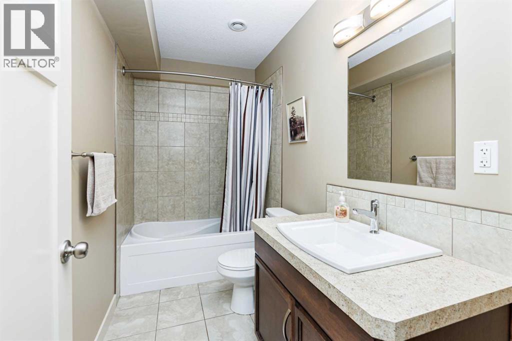 12 Edina Close, Lacombe, Alberta  T4L 0G2 - Photo 27 - A2338749