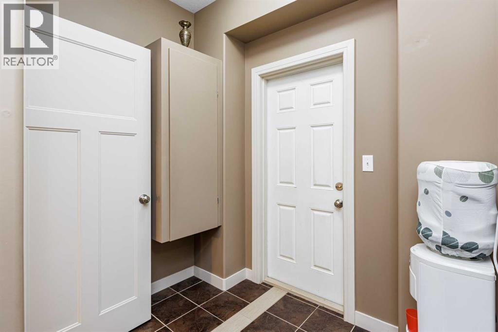 12 Edina Close, Lacombe, Alberta  T4L 0G2 - Photo 7 - A2338749