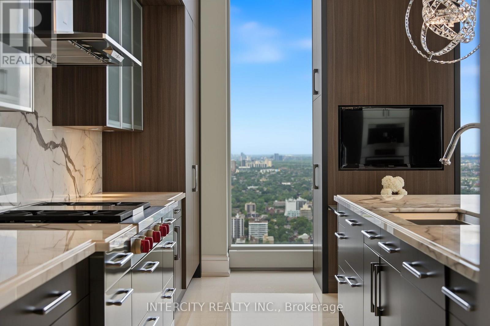 4001 - 50 Yorkville Avenue, Toronto, Ontario  M4W 0A3 - Photo 10 - C13695440