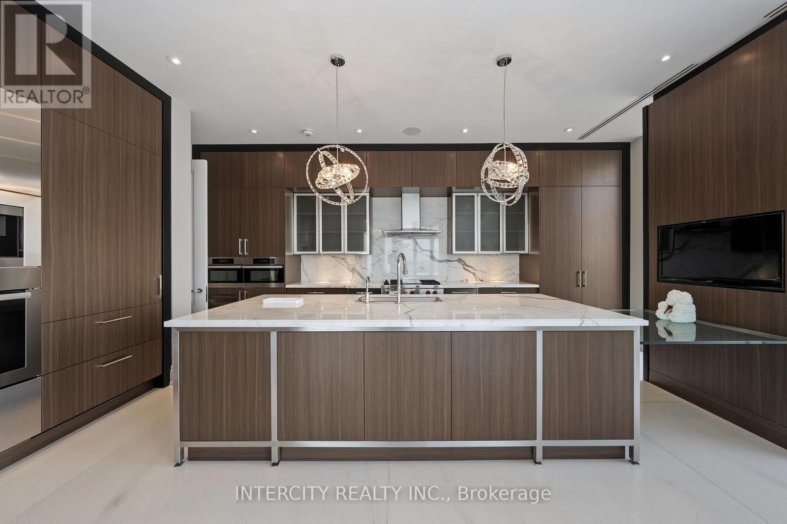 4001 - 50 Yorkville Avenue, Toronto, Ontario  M4W 0A3 - Photo 12 - C13695440