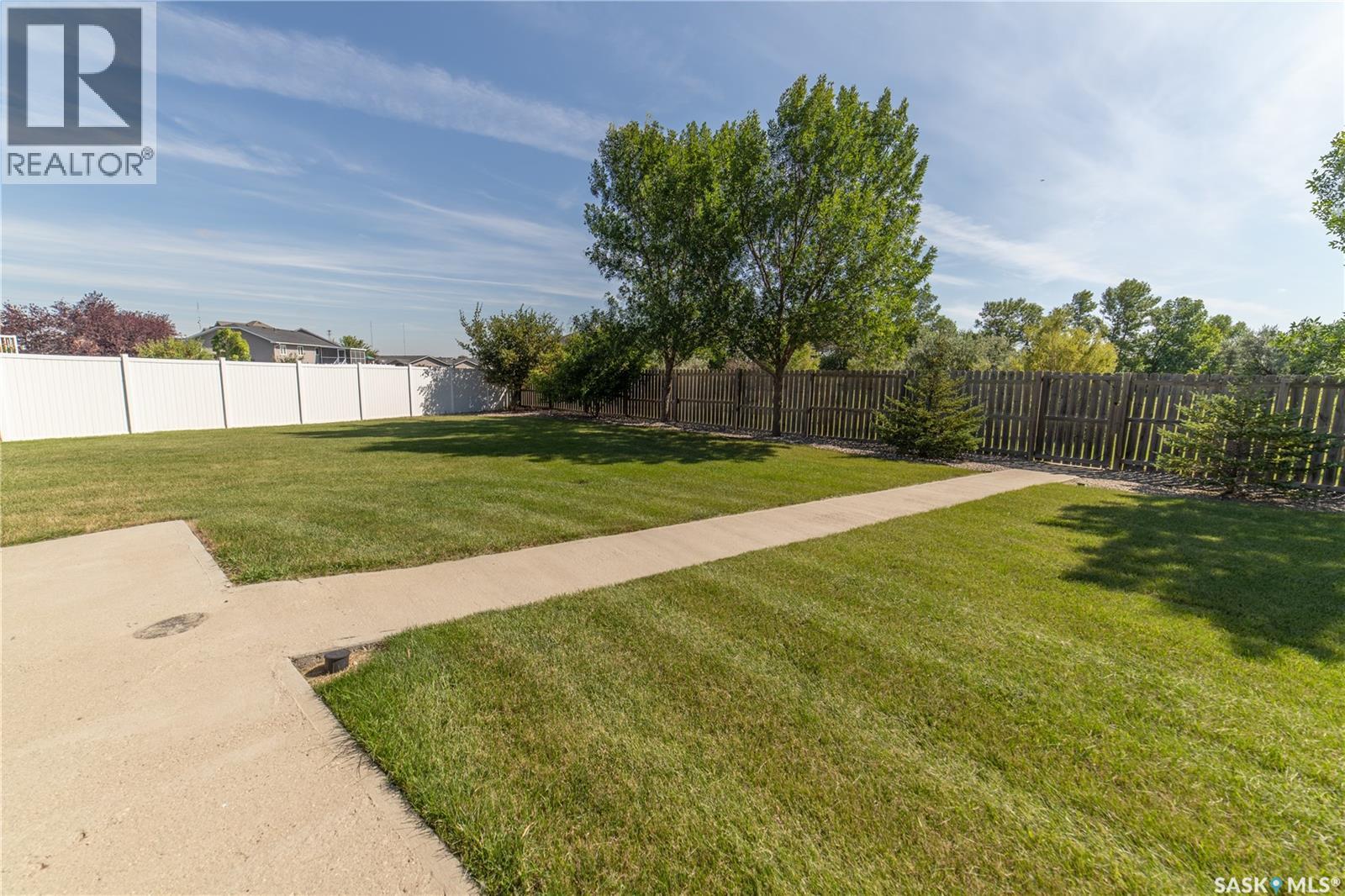 317 Frehlick Bay, Estevan, Saskatchewan  S4A 0Y1 - Photo 43 - SK046119