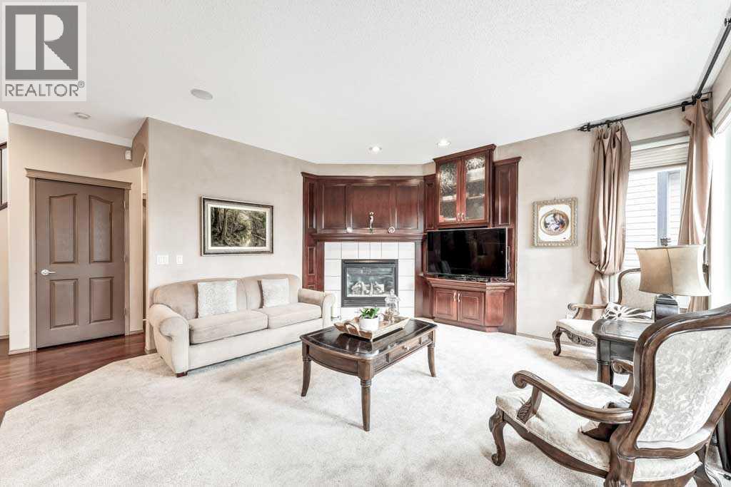 40 Cougar Ridge Heights SW, Calgary, Alberta  T3H 4X5 - Photo 11 - A2331900