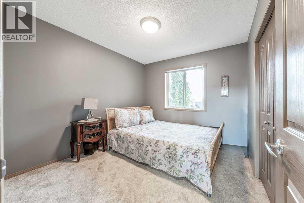 40 Cougar Ridge Heights SW, Calgary, Alberta  T3H 4X5 - Photo 29 - A2331900