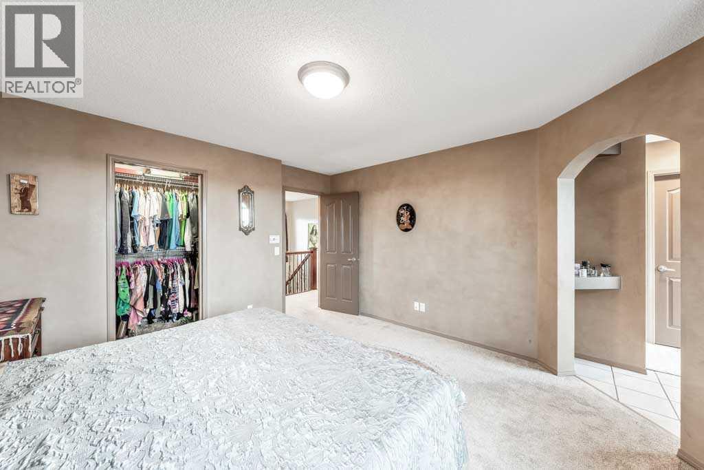 40 Cougar Ridge Heights SW, Calgary, Alberta  T3H 4X5 - Photo 33 - A2331900