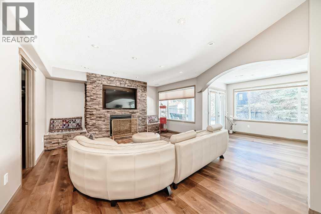 40 Cougar Ridge Heights SW, Calgary, Alberta  T3H 4X5 - Photo 37 - A2331900