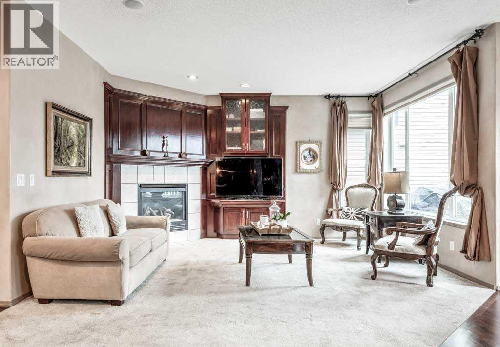 40 Cougar Ridge Heights SW, Calgary, Alberta  T3H 4X5 - Photo 10 - A2331900