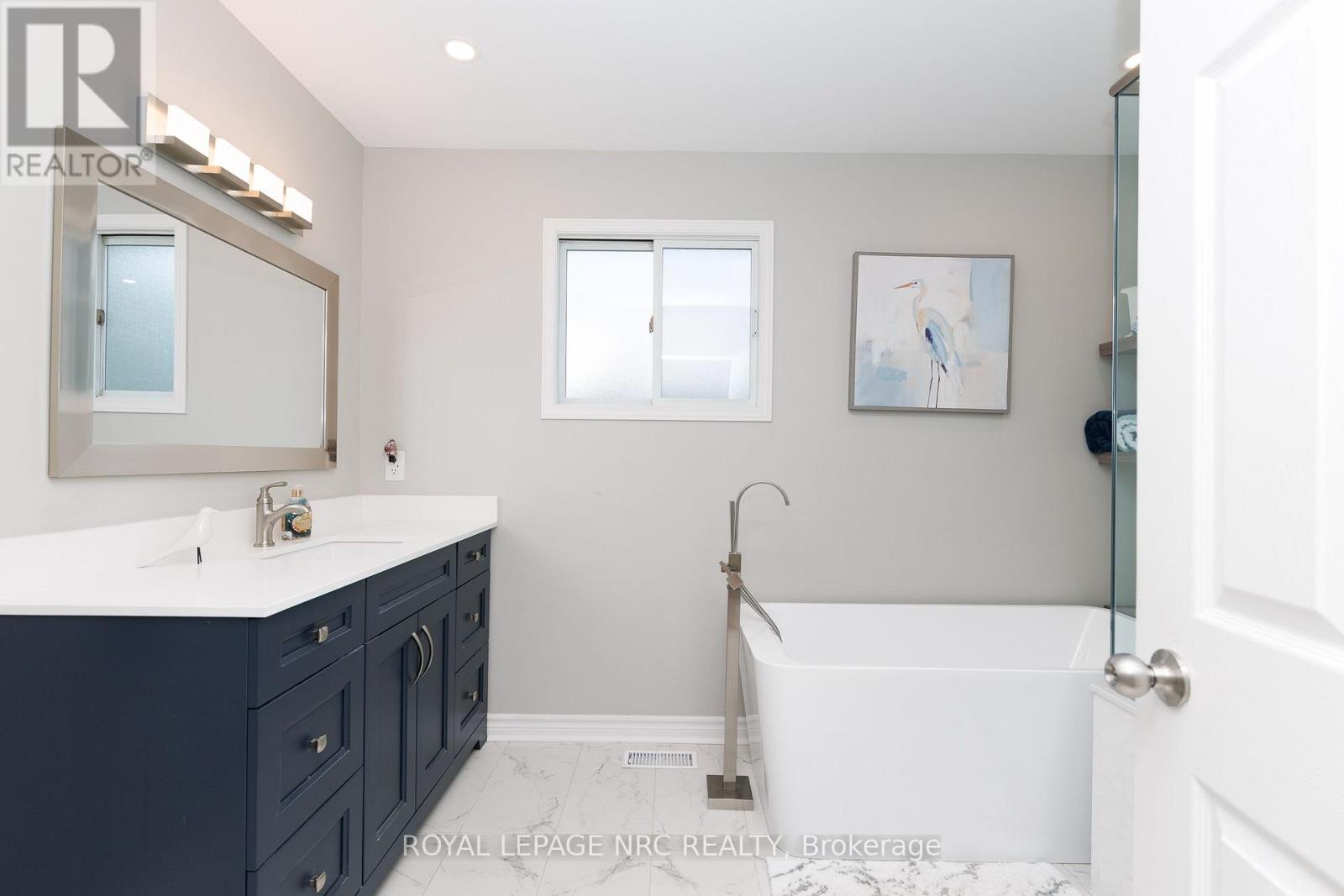 15 Foxhill Crescent, St. Catharines (Rykert/vansickle), Ontario  L2S 3T9 - Photo 12 - X13698380
