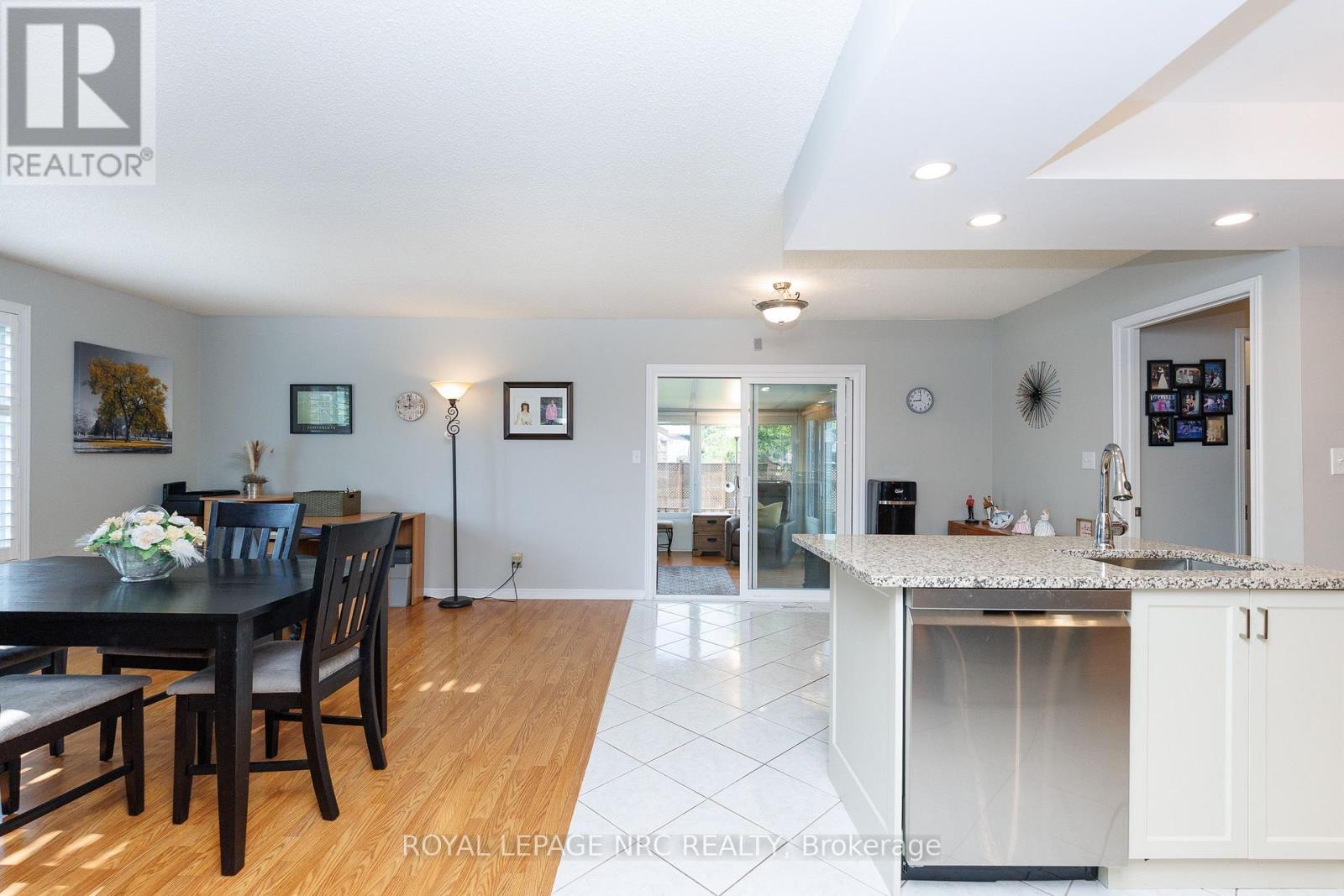 15 Foxhill Crescent, St. Catharines (Rykert/vansickle), Ontario  L2S 3T9 - Photo 9 - X13698380