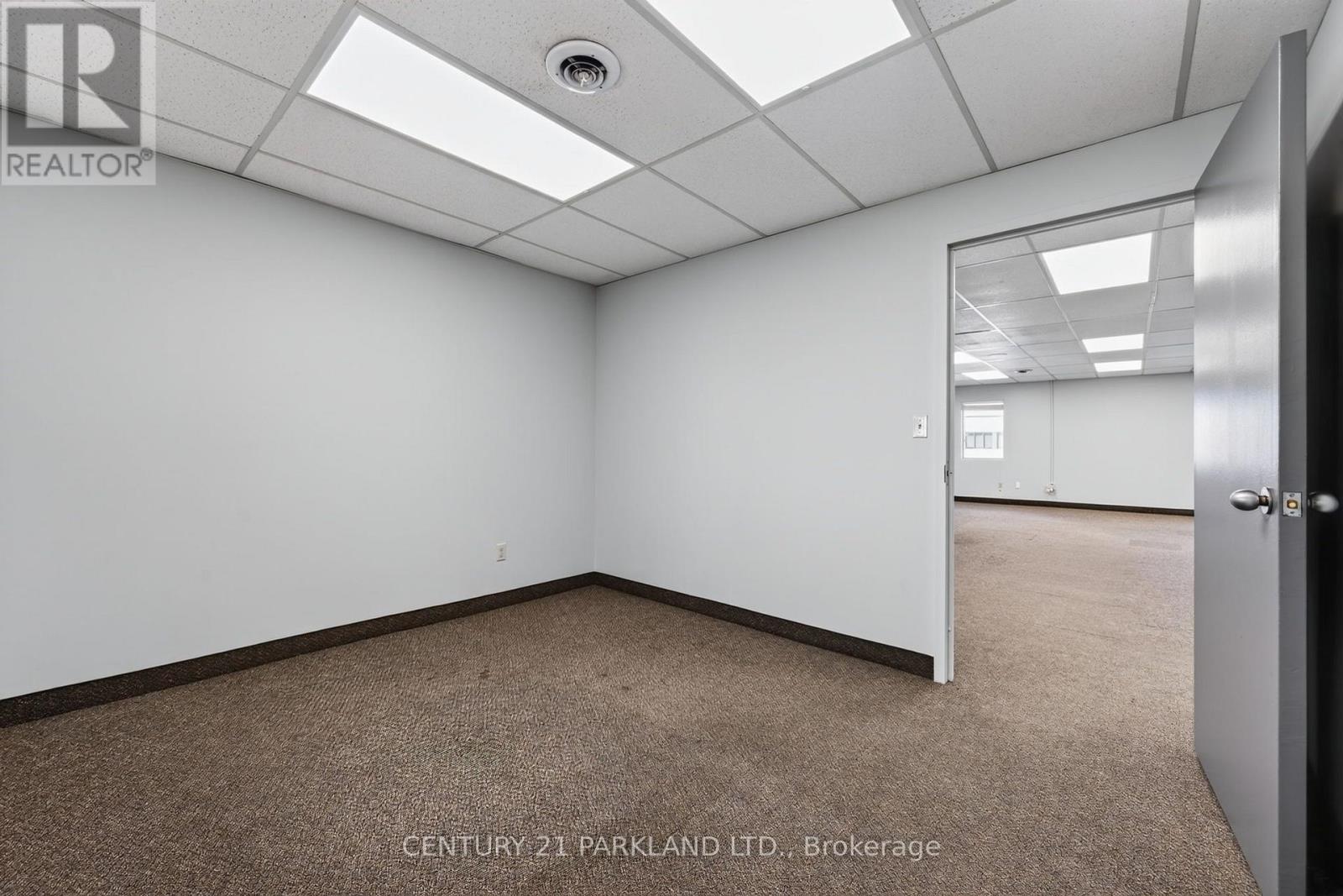 203 - 292 King Street W, Oshawa, Ontario  L4R 3M6 - Photo 18 - E13698388