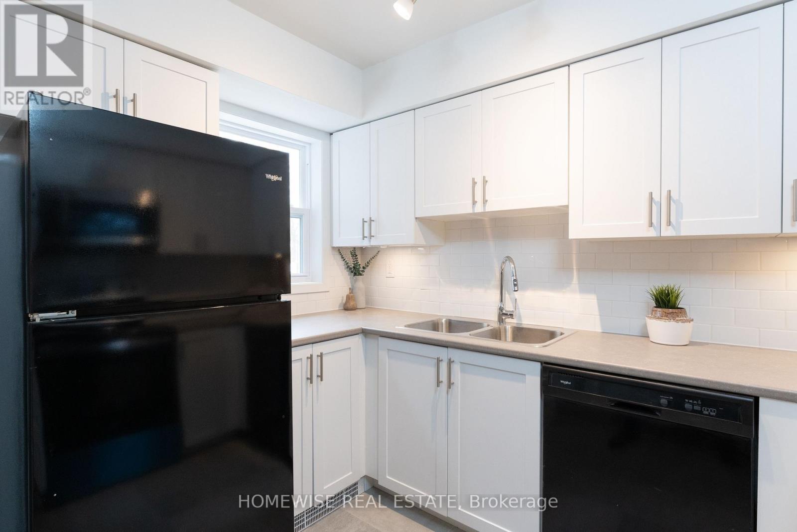 D2 - 240 Ormond Drive, Oshawa, Ontario  L1G 6T5 - Photo 15 - E13698408