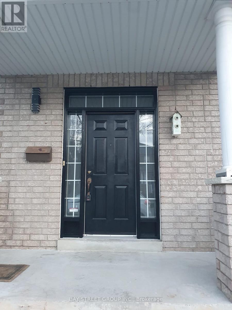 71 Ian Baron Avenue, Markham, Ontario  L3R 5R1 - Photo 2 - N13698390