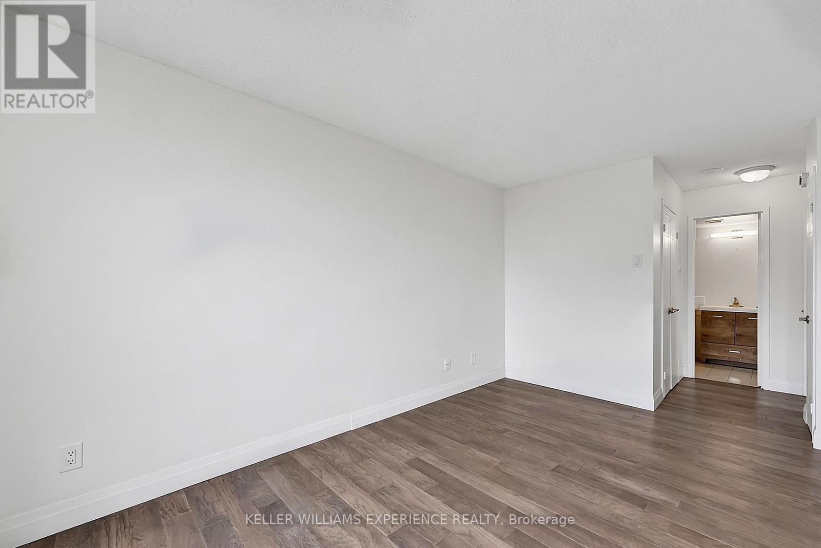 #904 - 75 Ellen Street, Barrie, Ontario  L4N 7R6 - Photo 30 - S13698376