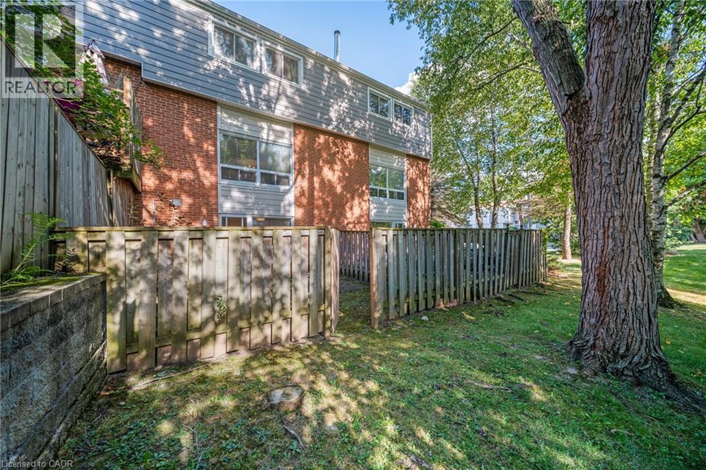 4 Patrice Court, Dundas, Ontario  L9H 5P5 - Photo 34 - 40856488