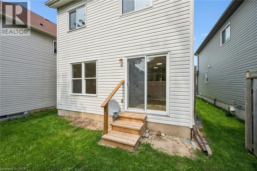 751 Laurelwood Drive, Waterloo, Ontario  N2V 2W2 - Photo 41 - 40848824