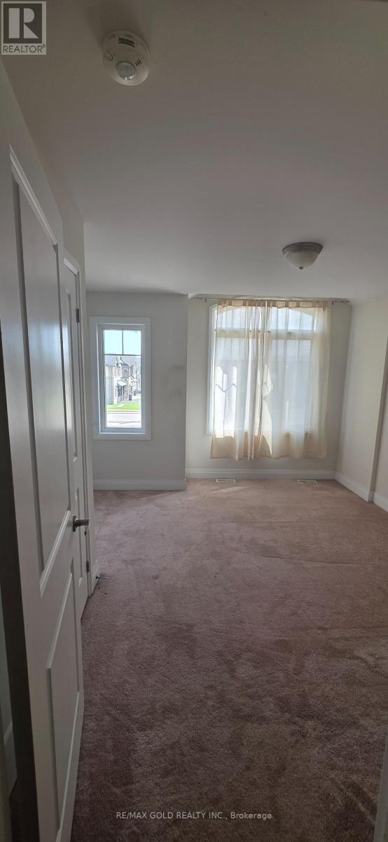 9 Oliana Way, Brampton, Ontario  L6Y 6G8 - Photo 18 - W13698382