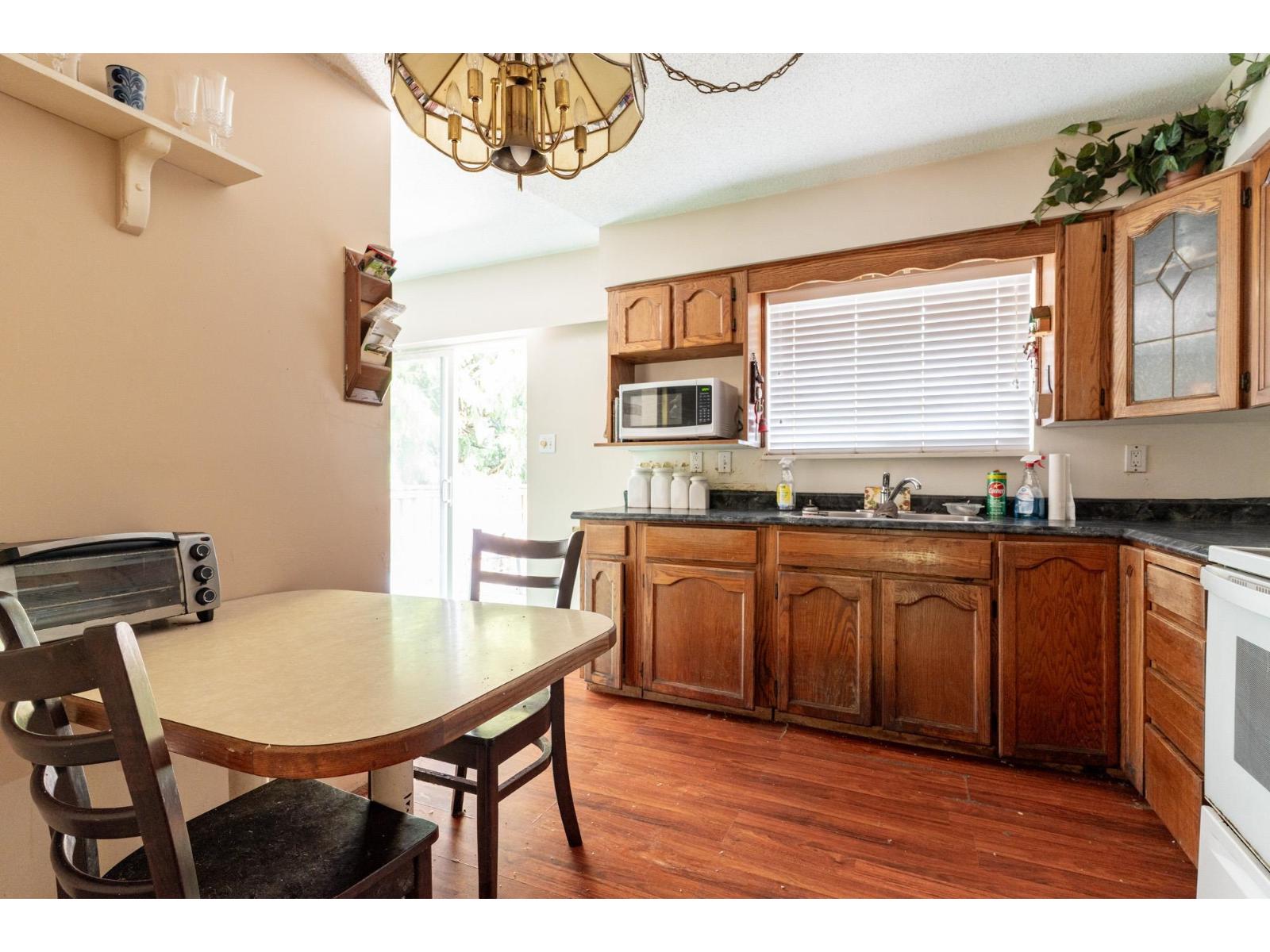 11004 Mcadam Road, Delta, British Columbia  V4C 3E8 - Photo 5 - R3157757