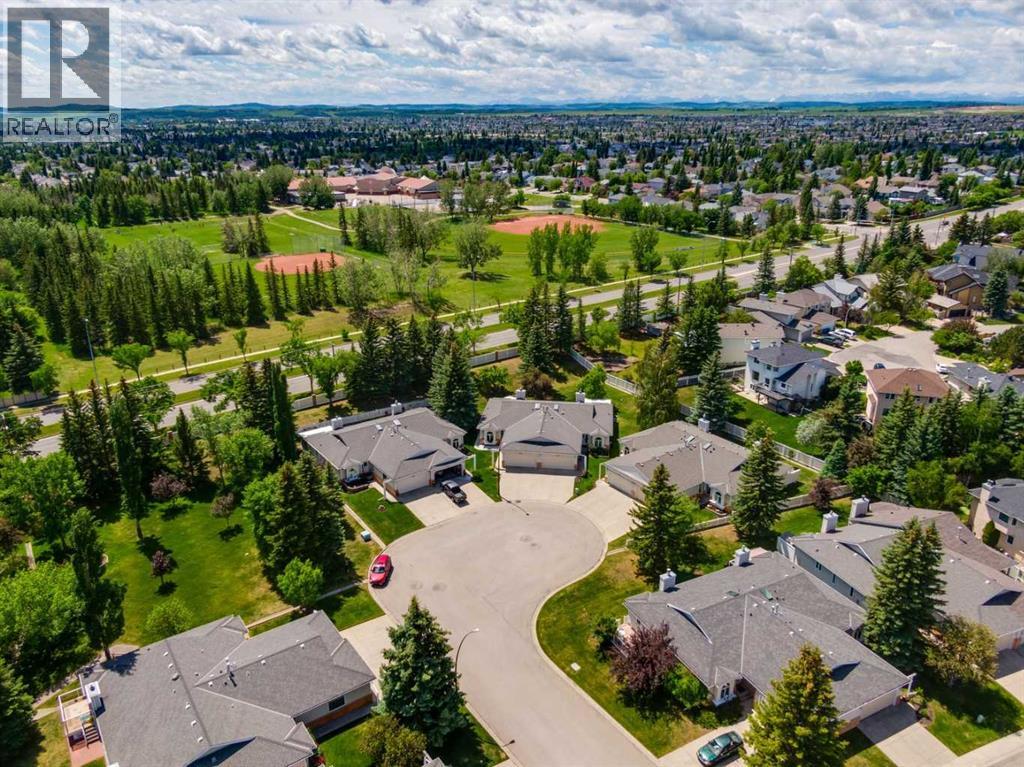 131 Shawnee Manor SW, Calgary, Alberta  T2Y 1W7 - Photo 45 - A2323151