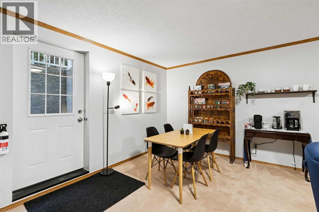 131 Shawnee Manor SW, Calgary, Alberta  T2Y 1W7 - Photo 30 - A2323151