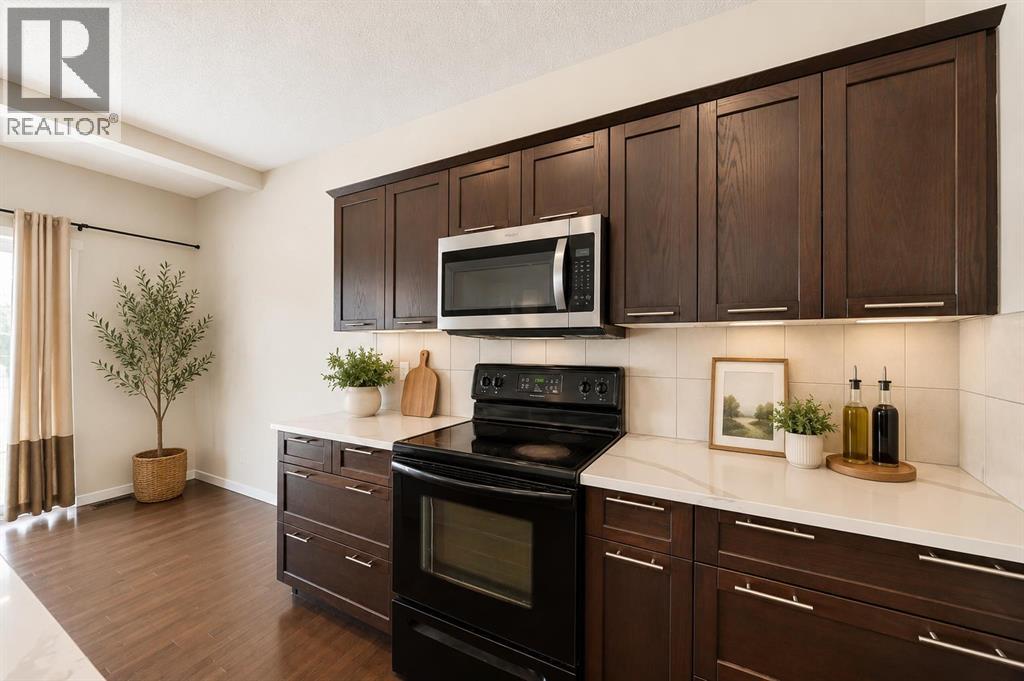 277 Saddlecrest Way NE, Calgary, Alberta  T3J 5N3 - Photo 8 - A2326945